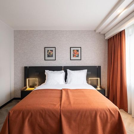 Hyllit Hotel Антверпен Экстерьер фото