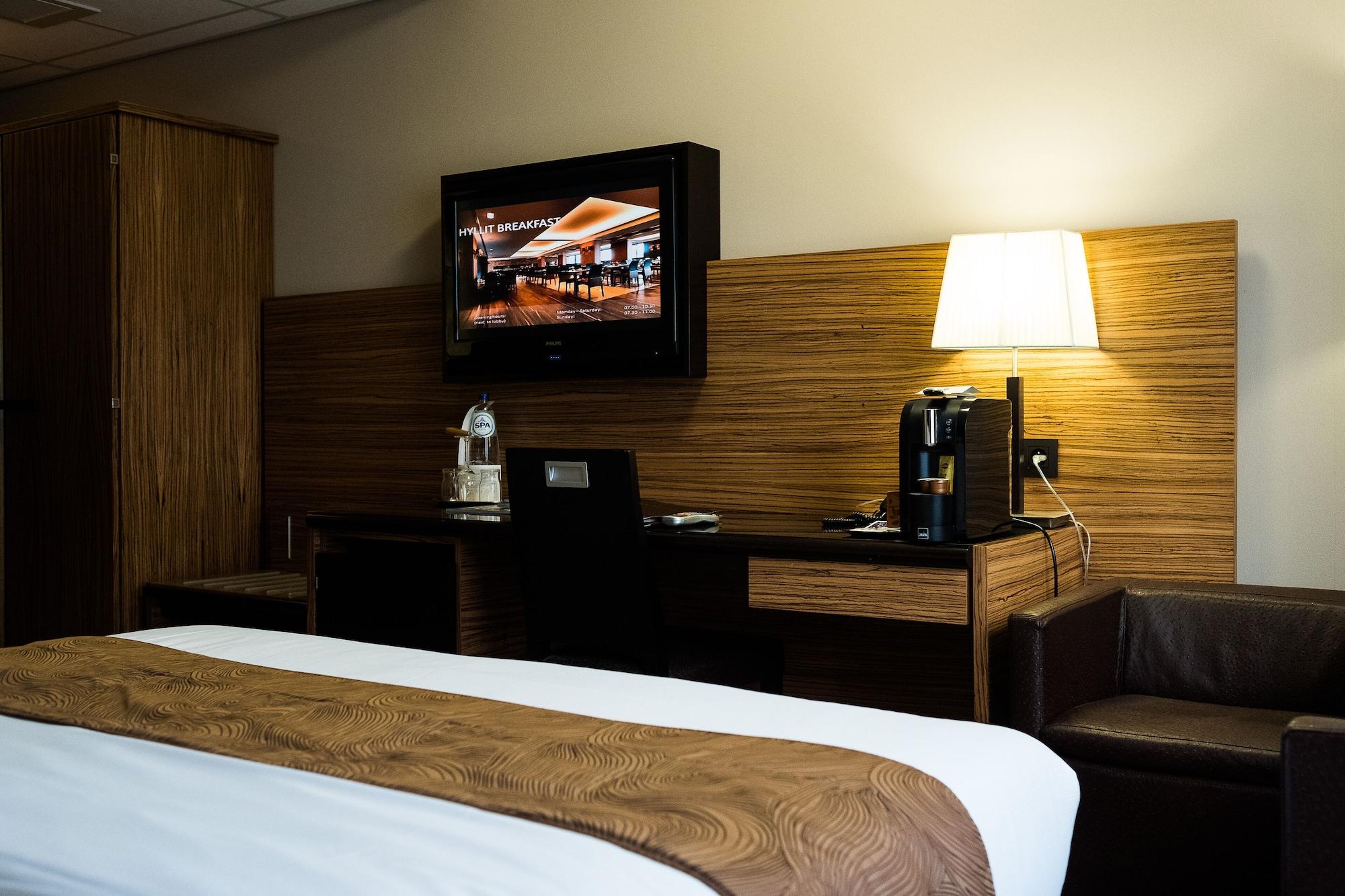 Hyllit Hotel Антверпен Экстерьер фото