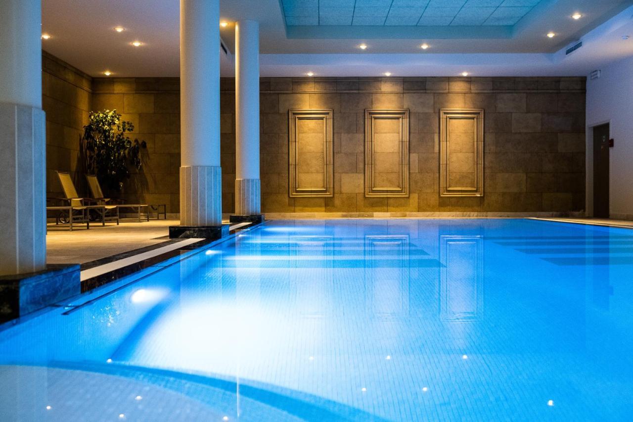 Hyllit Hotel Антверпен Экстерьер фото