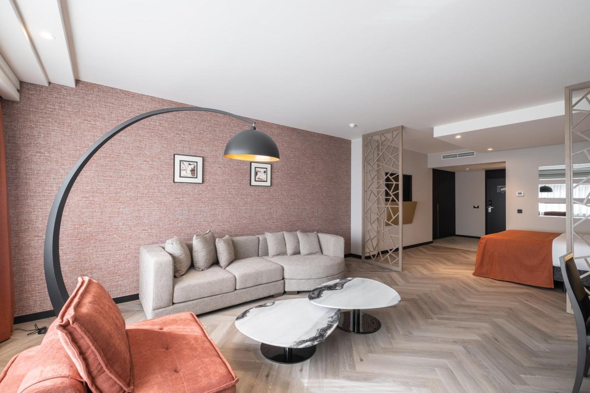 Hyllit Hotel Антверпен Экстерьер фото